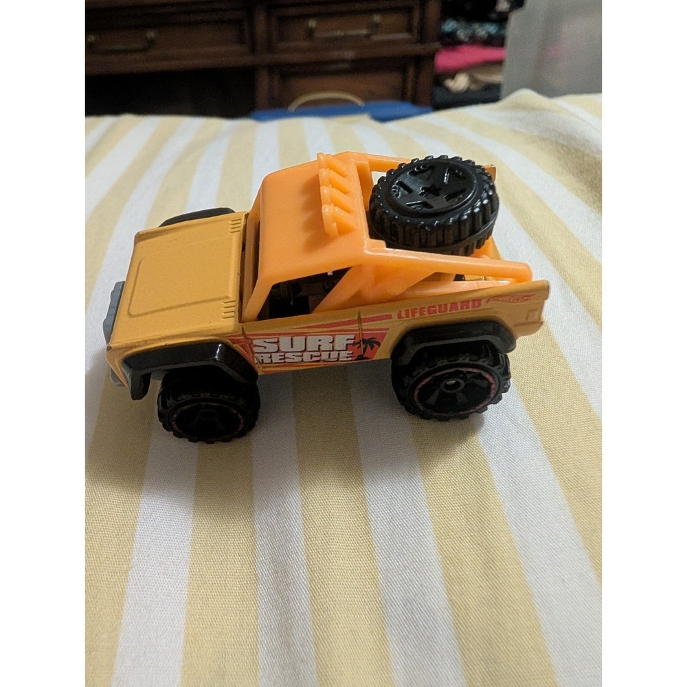 Hot Wheels 2007 Mattel Custom Ford Bronco Surf Rescue Lifeguard 1:64 Yellow